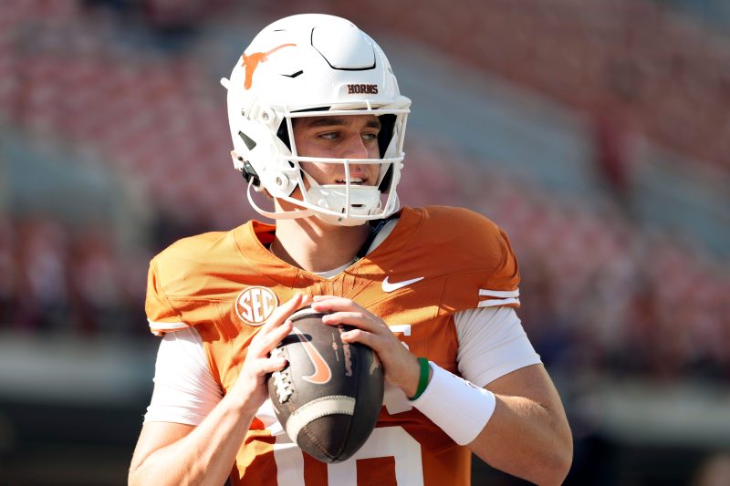Arch Manning speaks on grandfather’s comments on Texas future
